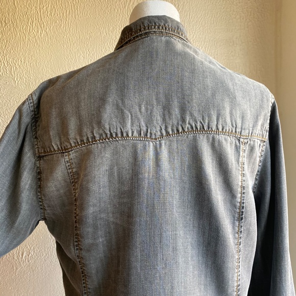 Cloth & Stone grey fitted button down shirt Size M *NEVER WORN* - Picture 5 of 11